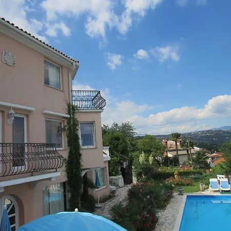 Palme 1 Apartment Opatija
