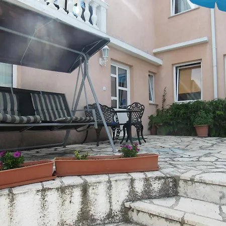 Palme 1 Apartment